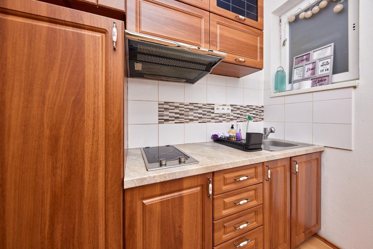 Sweet Apartment Братислава Экстерьер фото